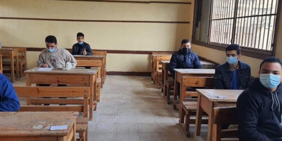 انطلاق امتحان العلوم لطلاب الشهادة الإعدادية بالقاهرة