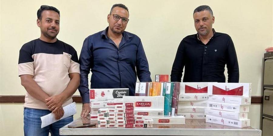ضبط 268 علبة سجائر مجهولة المصدر خلال حملة تموينية مكبرة بمركز الفرافرة