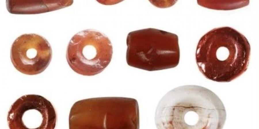 خرز عمره 3000 عام فى الصين يقدم دليلا جديدا  على التجارة لمسافات طويلة