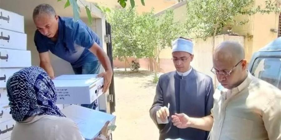 "الأوقاف" تسلّم الدفعة الثانية من أنصبة المضحين بالمنوفية وتطلق خدمة التوصيل للمنازل