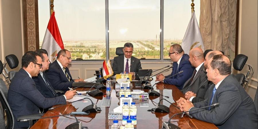 وزير التموين يبحث مع شركة "تمويلى" آليات دعم بدالي التموين ومنافذ جمعيتي