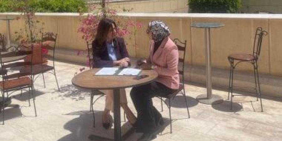 وزيرة الثقافة تبحث مع محافظ الوادي الجديد تعزيز الخدمات الثقافية