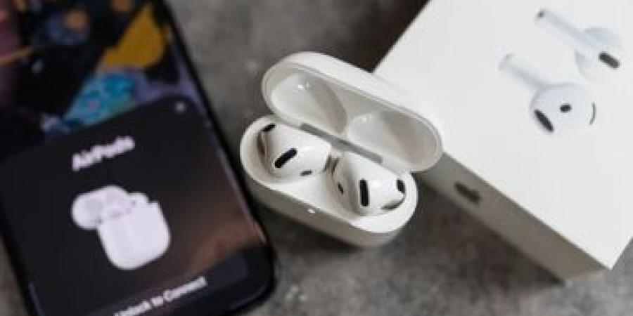 سماعات AirPods Pro 3 تصبح أفضل مع نظام iOS 27.. تفاصيل التحديث