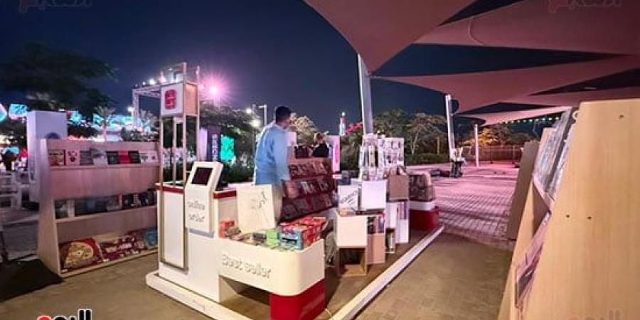 «عصير الكتب» تقدم جرعة ثقافية لزوار «الفان زون» بالعاصمة الجديدة