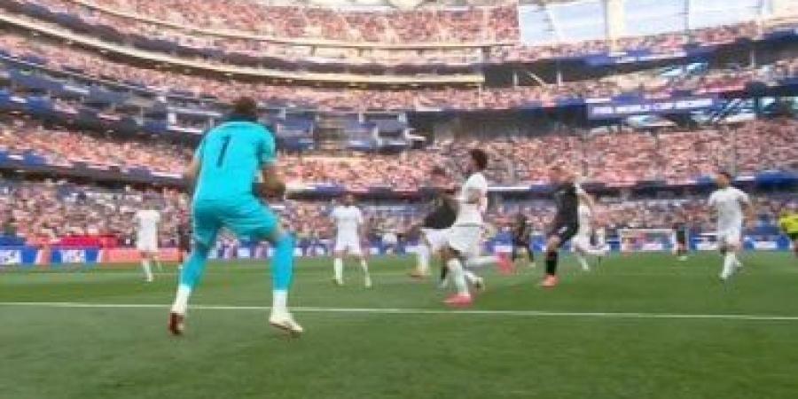 مجموعة مصر.. نيوزيلندا تتعادل مع إيران 1-1 في الشوط الأول بكأس العالم