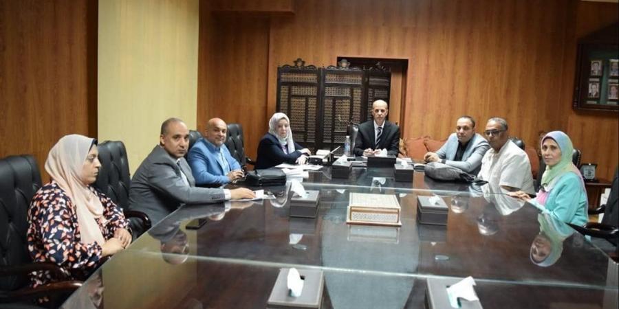رئيس جامعة بني سويف يتابع استعدادات مؤتمر لكلية علوم ذوي الاحتياجات الخاصة