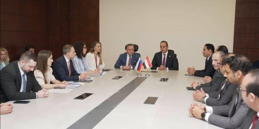 مصر تبحث تعزيز التعاون مع روسيا في مجالات التكنولوجيا الطبية والابتكار الصحي