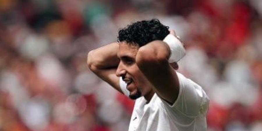 حسام حسن يجتمع مع مرموش قبل مباراة نيوزيلندا ويحذره من الثقة الزائدة