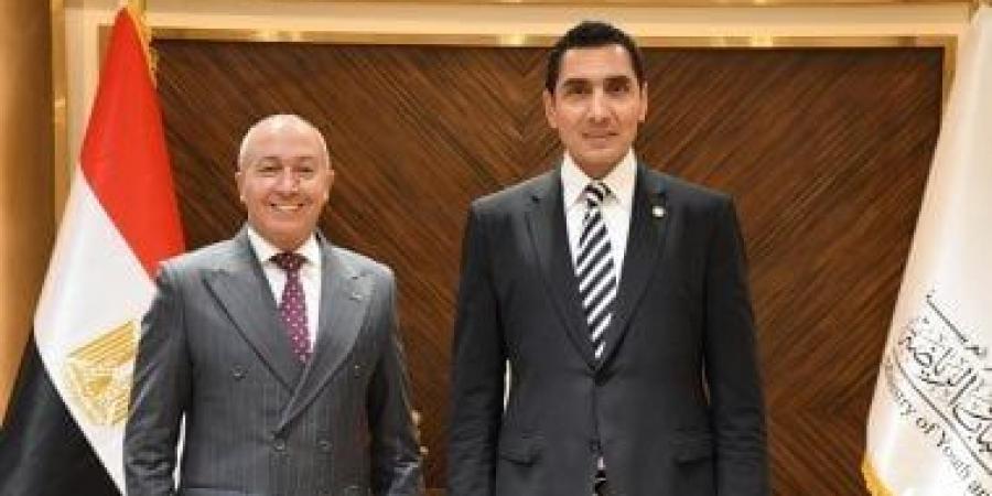 وزير الرياضة يصدر قرارًا بتكليف ممدوح الششتاوي مستشارًا لشؤون الاستثمار