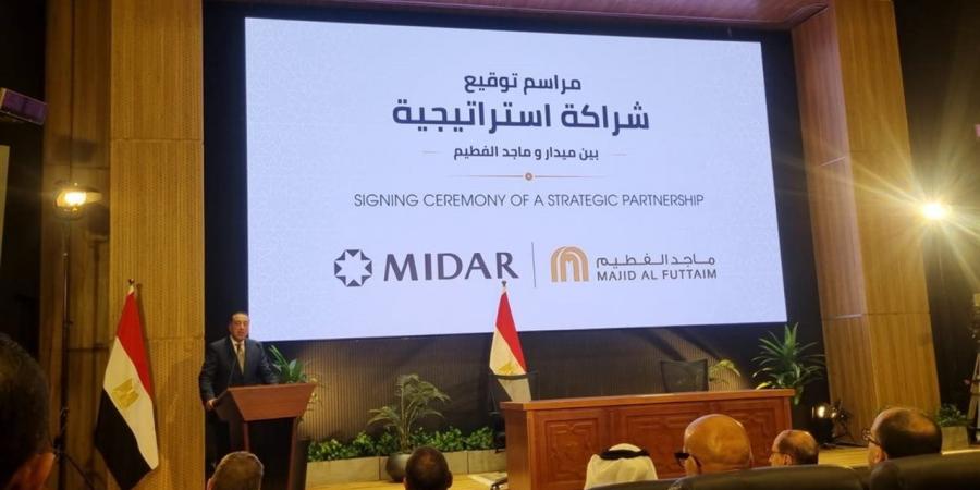 مدبولي: المشروعات العقارية تقود عشرات الصناعات وتوفر فرص عمل لمئات الآلاف