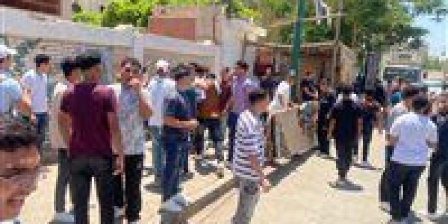 33 الف طالب أدو الامتحانات في المنيا دون معوقات ..تعليم المنيا يوضح