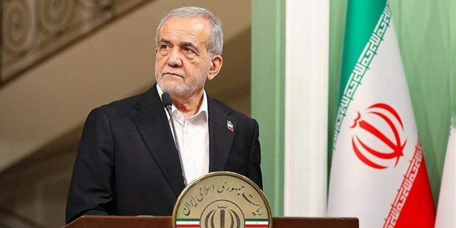 الرئيس الإيراني: نهاية أي حرب هى السلام