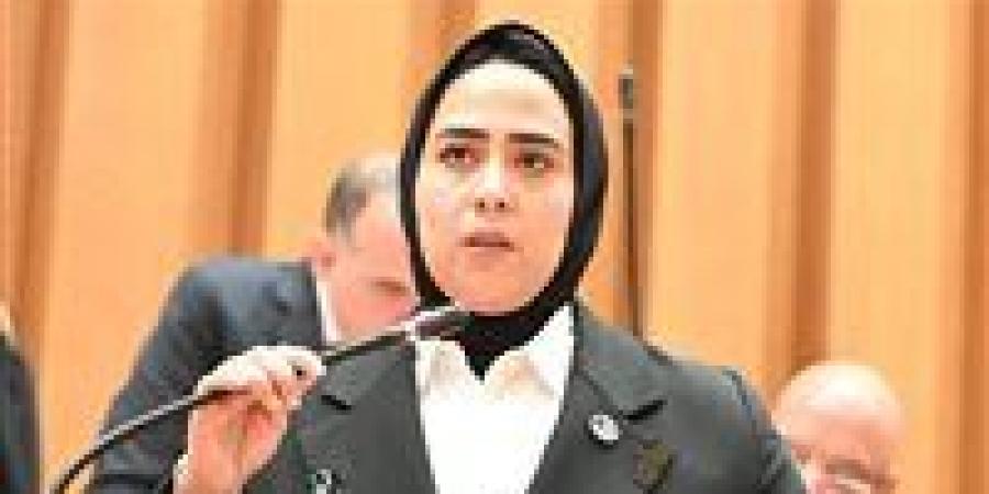 طلب إحاطة بشأن فشل آليات تطبيق مناهج اللغة العربية والدراسات الاجتماعية على طلاب المدارس الدولية