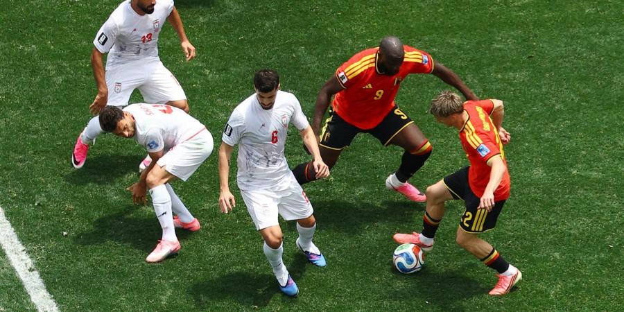 بلجيكا ضد إيران.. ملخص اهداف ونتيجة مباراة بلجيكا ضد إيران في كأس العالم بعد مرور 45 دقيقة