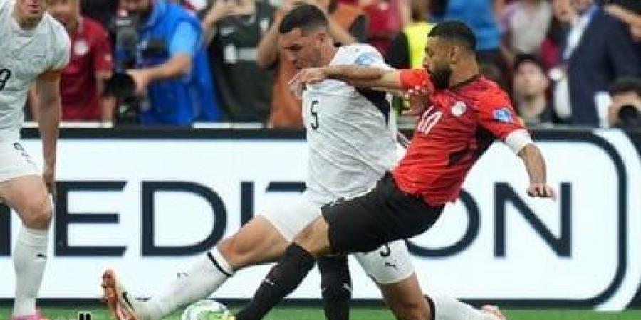 مصر ضد نيوزيلندا .. تسديدة محمد صلاح تمر بجوار القائم الأيمن للحارس (فيديو وصور)