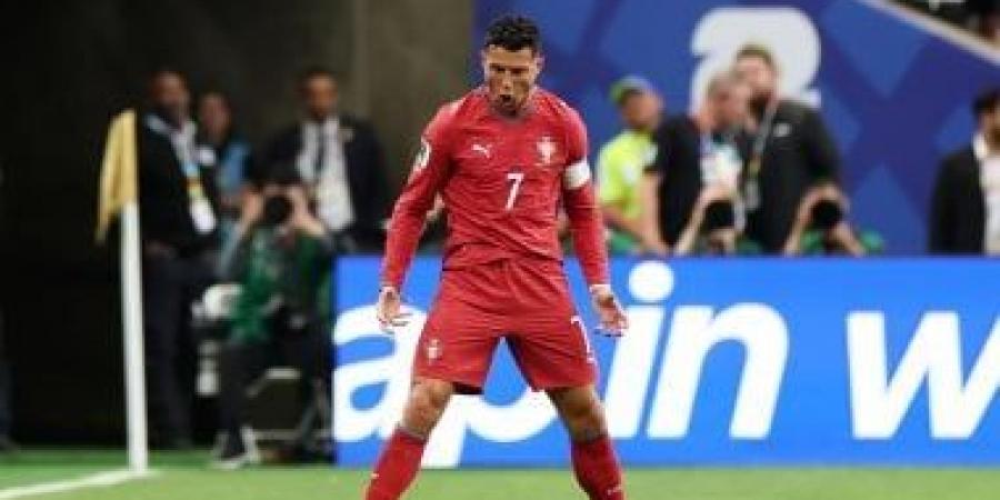 البرتغال ضد أوزبكستان.. رونالدو يسجل ثاني أهدافه والثالث لبلاده (فيديو)