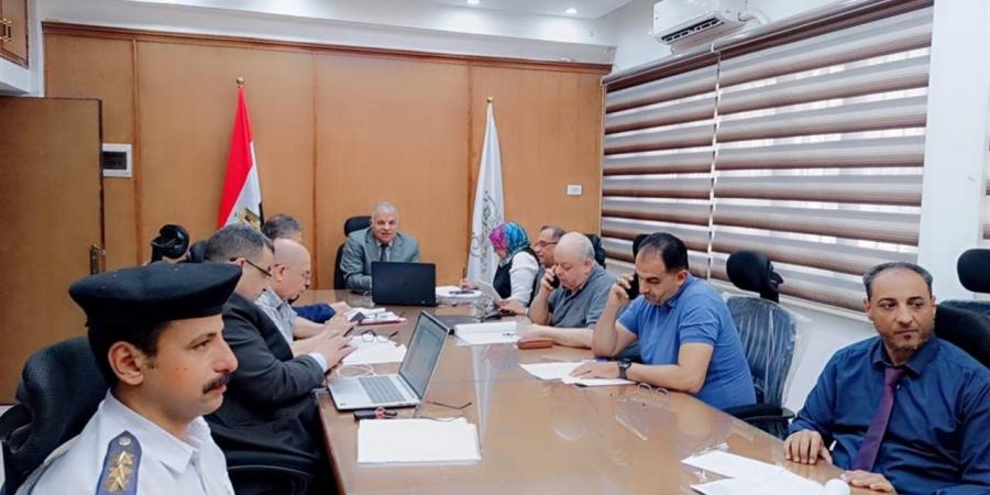 مدير تعليم الفيوم يتابع امتحان اللغة الأجنبية الثانية 2026 من غرفة العمليات الرئيسية
