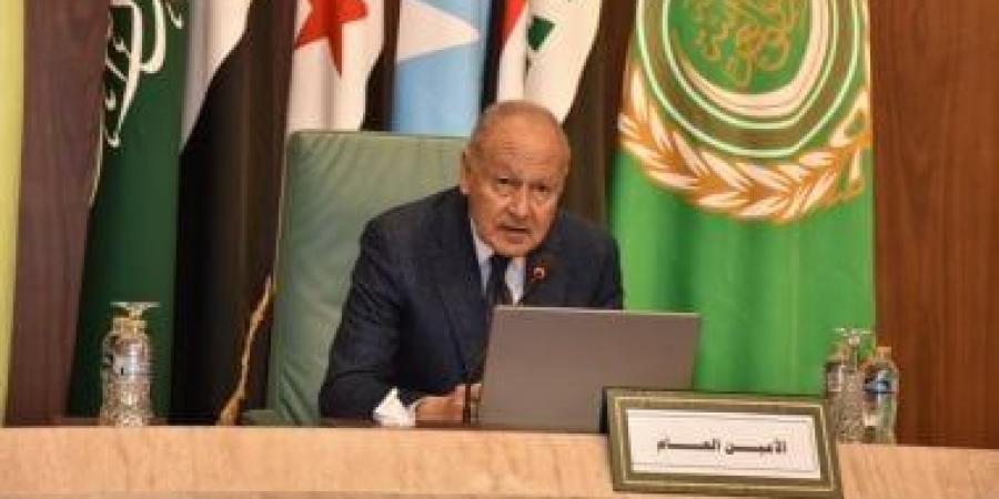 بحضور شخصيات رسمية ودبلوماسية.. اتحاد الجامعات العربية يكرم أبو الغيط فى الأردن