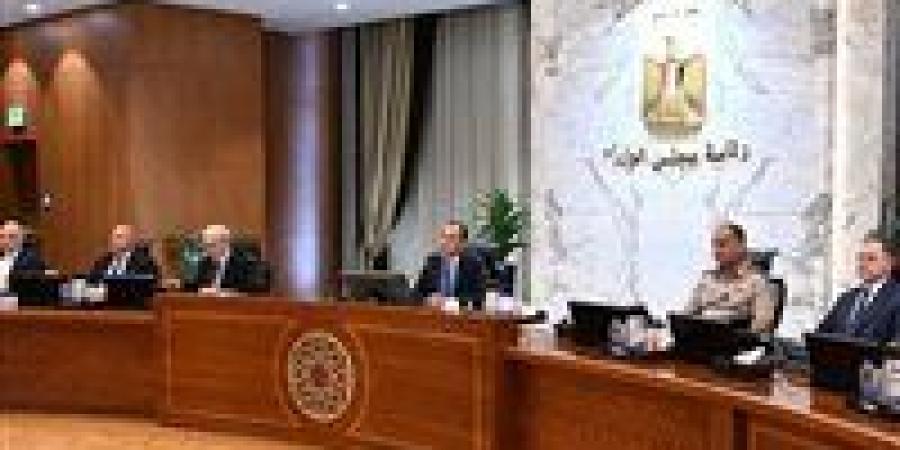 رئيس الوزراء يترأس الاجتماع الأسبوعي للحكومة
