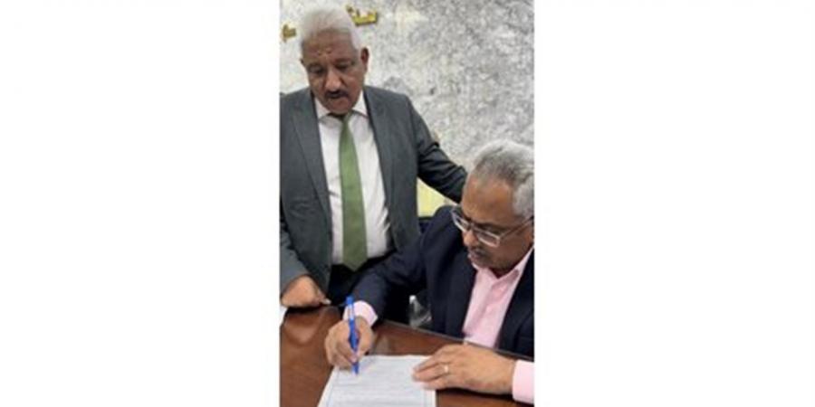 محافظ سوهاج يقرر مشروع رزق دائم ومساعدة عاجلة لربة منزل تعول أسرة كاملة