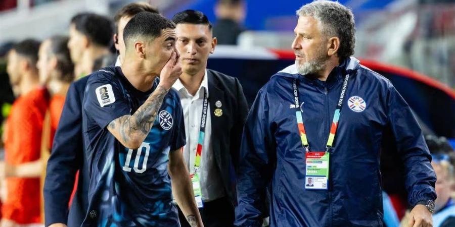 بسبب قانون فينيسيوس.. فيفا يعلن إيقاف ألميرون مباراة بعد طرده أمام تركيا في كأس العالم 2026