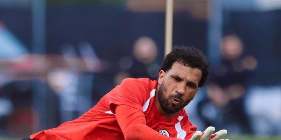 تدريب قوى لحراس مرمى منتخب مصر استعدادا لمواجهة إيران فى كأس العالم.. صور