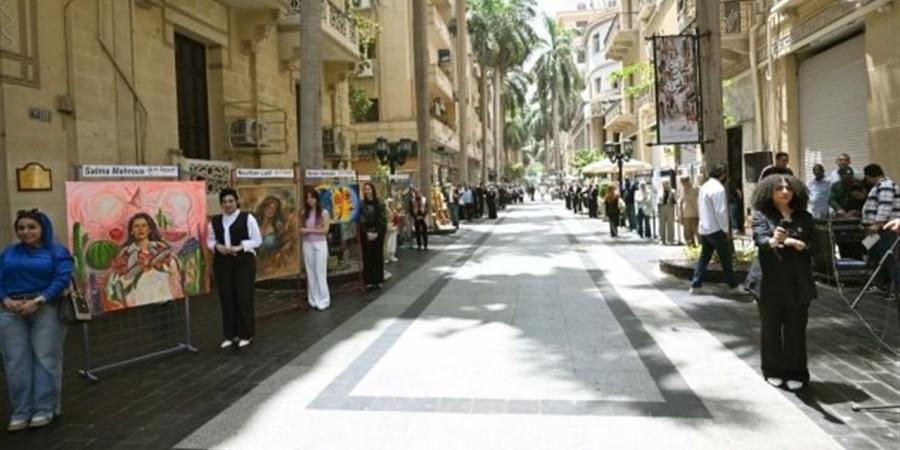 شارع الفن بقلب القاهرة.. مساحة إبداعية تجمع الفنانين بالجمهور في منصة ثقافية مفتوحة 