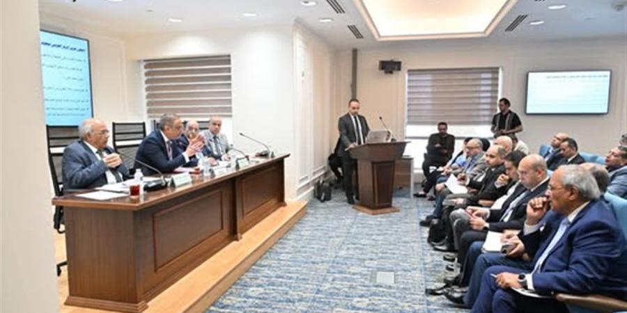 محافظ الجيزة يتعهد أمام "محلية النواب" بدعم أسر عقاري كفر طهرمس المتضررين من الإخلاء