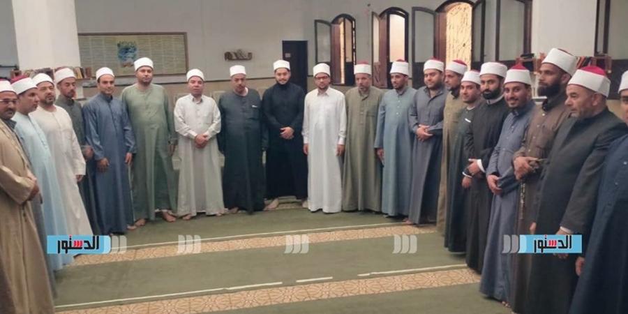 أوقاف العلمين تبحث آليات تطوير العمل الدعوي وتعزيز الانضباط الوظيفي بالمساجد