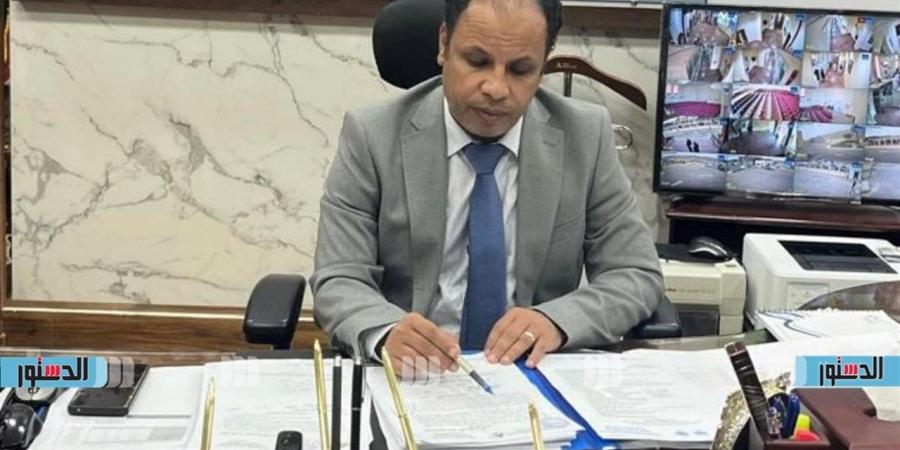 رئيس جهاز قنا الجديدة: حملات مكثفة لرفع كفاءة النظافة وإزالة المخلفات بالمدينة