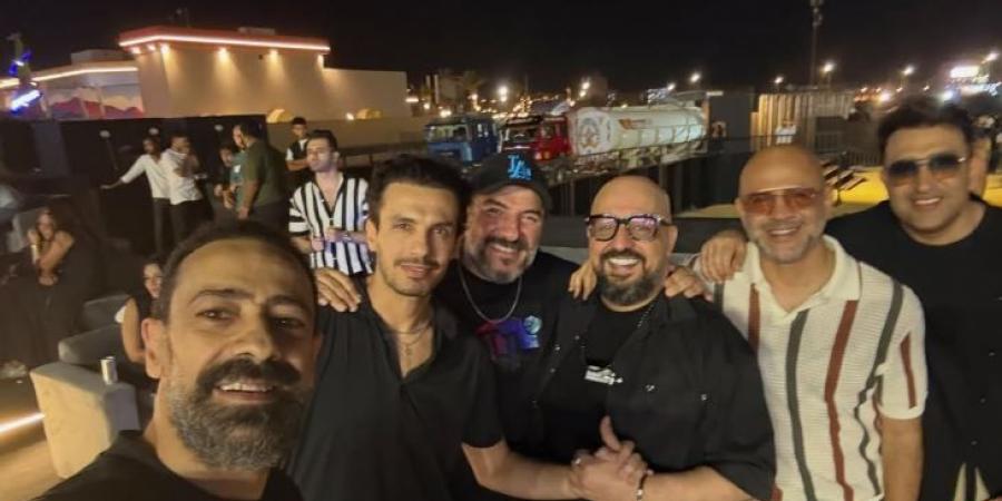حضور صناع ألبوم "سمعوني" لحفل محمد حماقي يشعل ليالي مصر بالأرينا (صور)