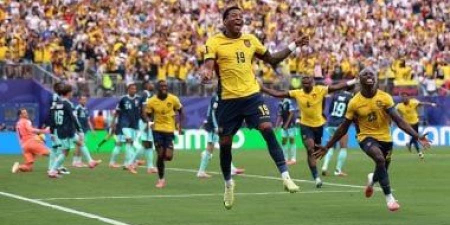 منتخب الإكوادور يهزم ألمانيا 2-1 ويتأهل كأفضل ثوالث