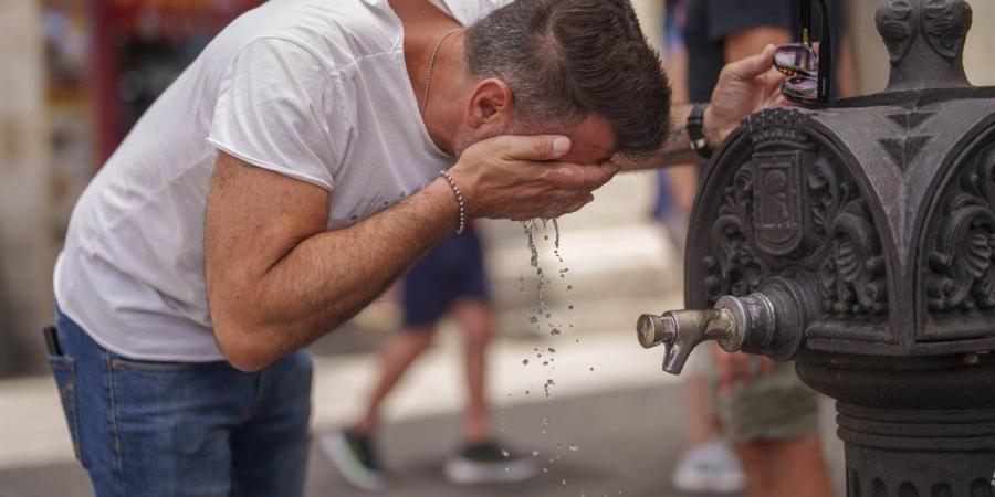 120 كيلو متر أنابيب تحت الأرض.. كيف تحولت مياه نهر السين إلى مبرد لـ باريس؟