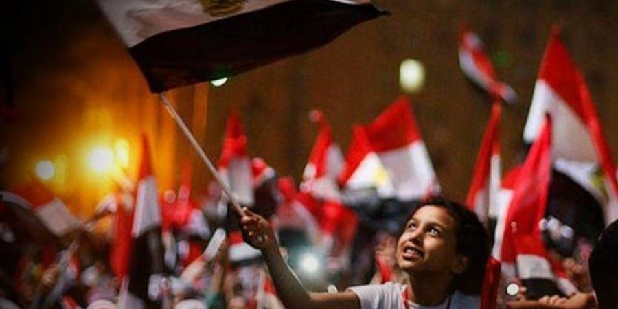 إجازة رسمية مدفوعة الأجر للقطاع الخاص بمناسبة ذكرى ثورة يونيو: ترحيل الموعد وضوابط التشغيل