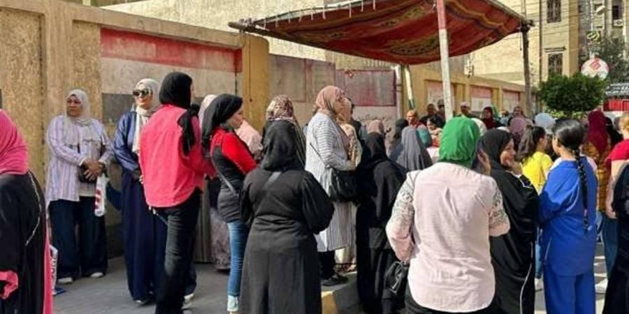 مراجعات مجانية لطلاب الثانوية العامة بمكتبة مصر العامة في الإسماعيلية