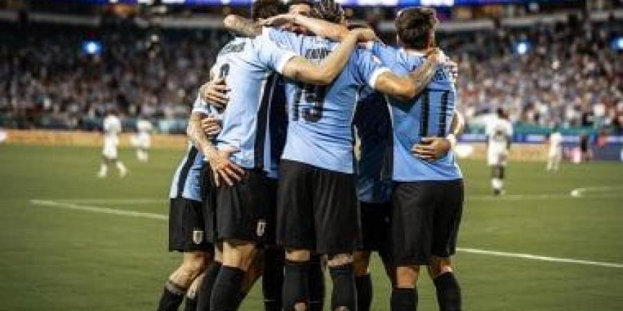 قبل صدام إسبانيا.. بيلسا فى مواجهة تمرد نجوم أوروجواي بكأس العالم