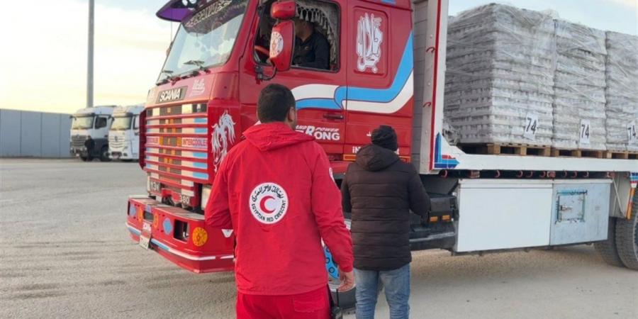 الهلال الأحمر المصري تستعد لاستقبال الدفعة 57 من المرضى الفلسطينيين على معبر رفح