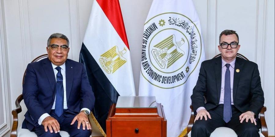 وزير التخطيط: حريصون على إنهاء المشروعات ليشعر المواطن بتحسن في الخدمات