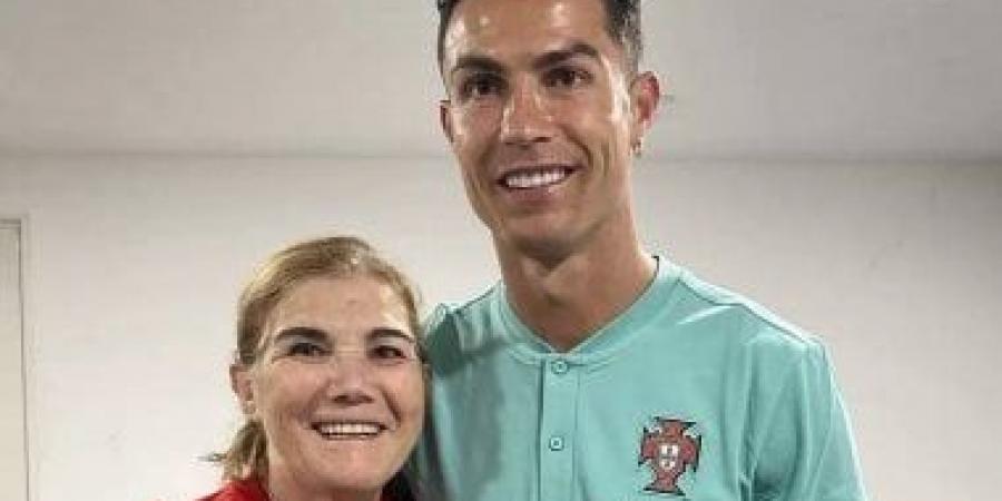 والدة رونالدو تحفز الدون قبل مواجهة كولومبيا فى كأس العالم 2026