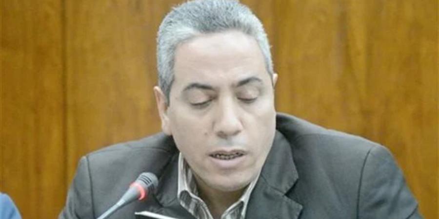 محسن عبدالعزيز لـ"الدستور": عام حكم الإخوان من أحلك سنوات تاريخ مصر