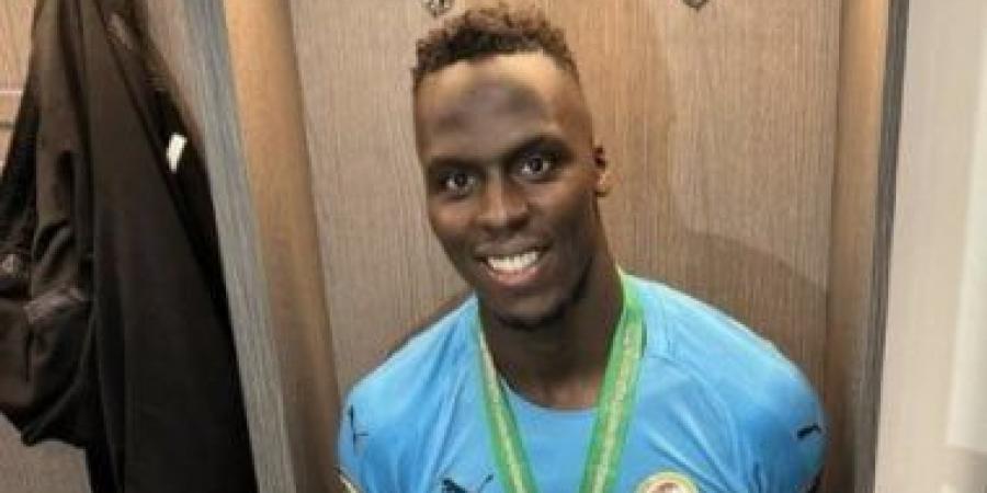 ميندي يصل السعودية للعلاج بعد إصابته مع منتخب السنغال بكأس العالم