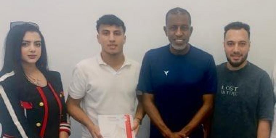 السكة الحديد يضم لاعب النصر الإماراتي