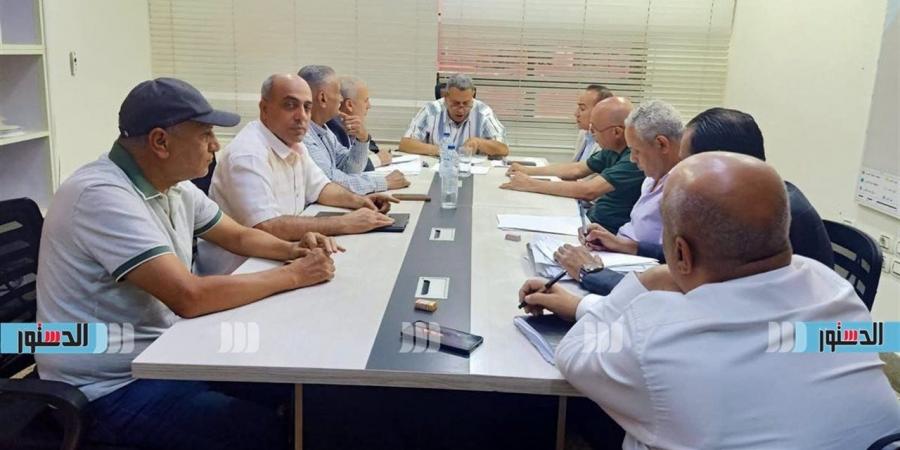 لحسم المستحقات.. رئيس مياه كفر الشيخ يناقش مطالب العاملين
