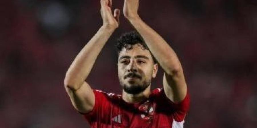 الأهلي يستفسر من أكرم توفيق عن عرض بيراميدز قبل الرحيل عن الشمال القطري
