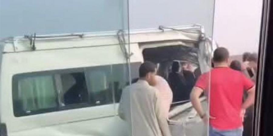 إصابة 19 شخصًا بينهم 6 أطفال في تصادم ميكروباص بالطريق الإقليمي بالمنوفية