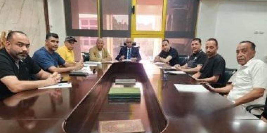 اللجنة المؤقتة للإسماعيلي تجتمع بالجهاز الفني لمناقشة خطة الإعداد للموسم الجديد