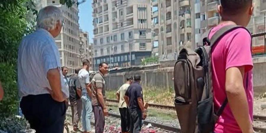 مصرع صاحب محل أدوات كهربائية صدمه القطار بدمنهور
