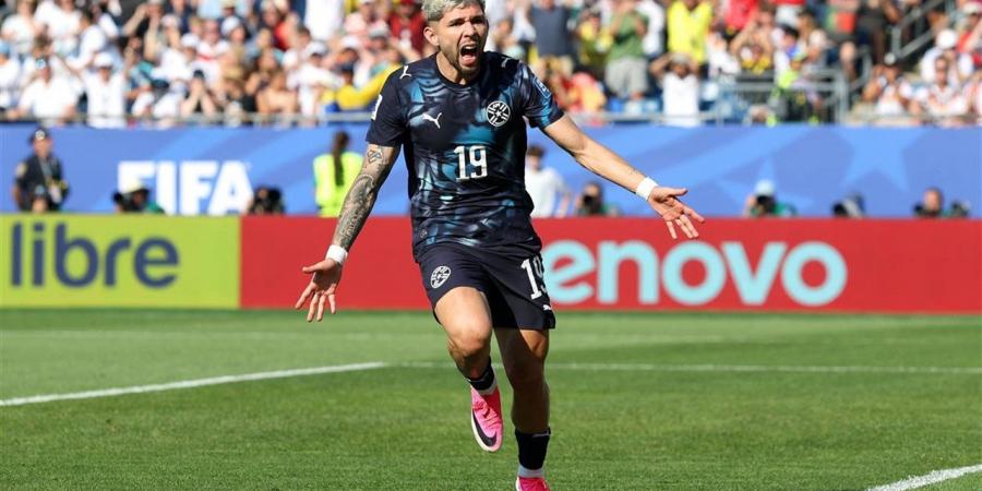 منتخب باراجواي يفجر أولى مفاجأت كأس العالم بإقصاء ألمانيا