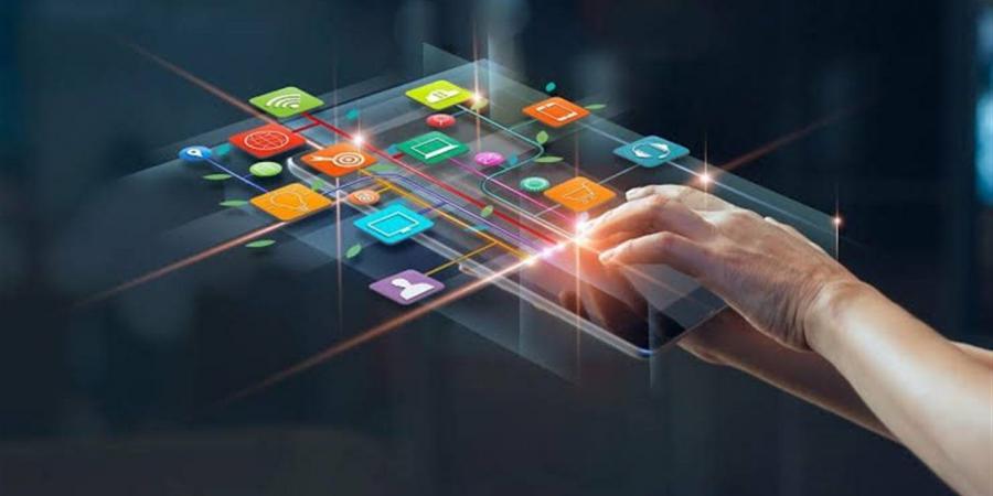 التكنولوجيا في خدمة الإنسان.. كيف توظف مصر التحول الرقمي لتحقيق التنمية المجتمعية؟