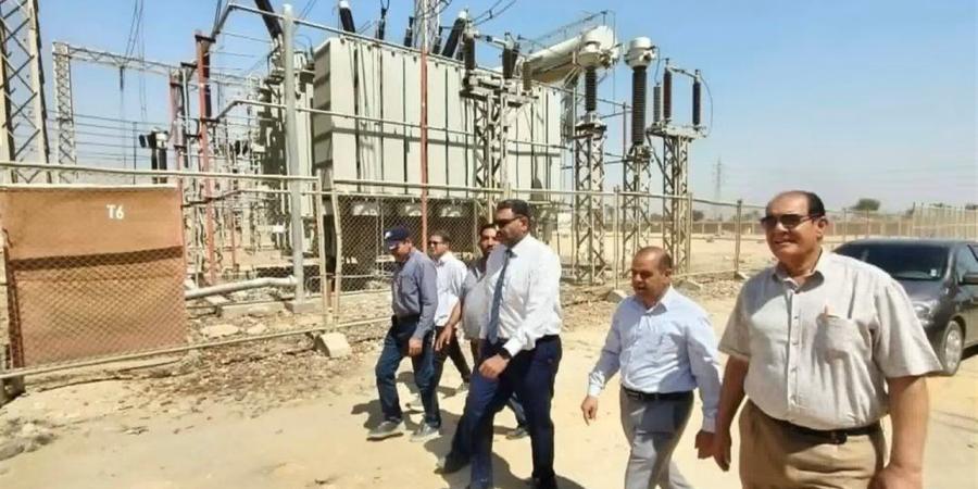 المصرية لنقل الكهرباء تعزز قدرات شبكات المنيا بـ 40 ميجافولت أمبير